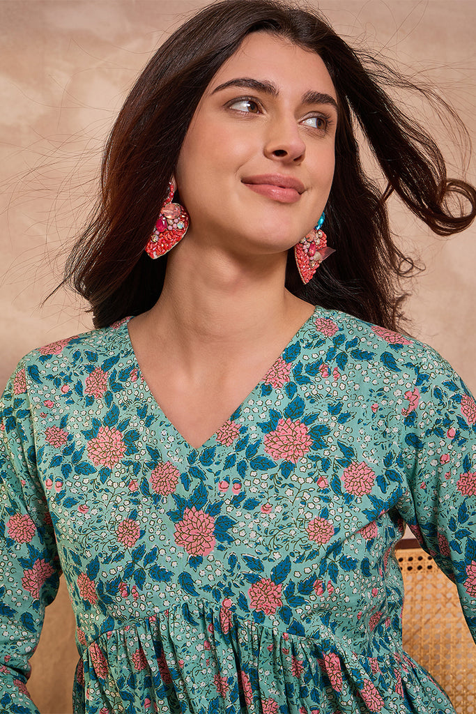 Cotton Blend Blue Floral Regular Tops VT1332