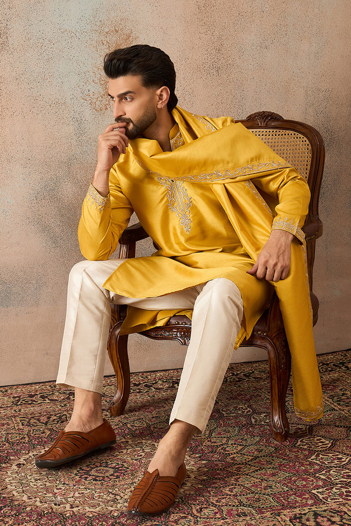Yellow Silk Blend Solid Embroidered Kurta With Dupatta MKUD1022
