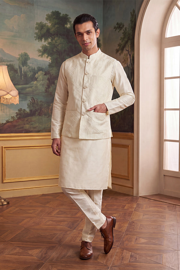 Off White Jacquard Woven Design Solid Koti MKOT1042