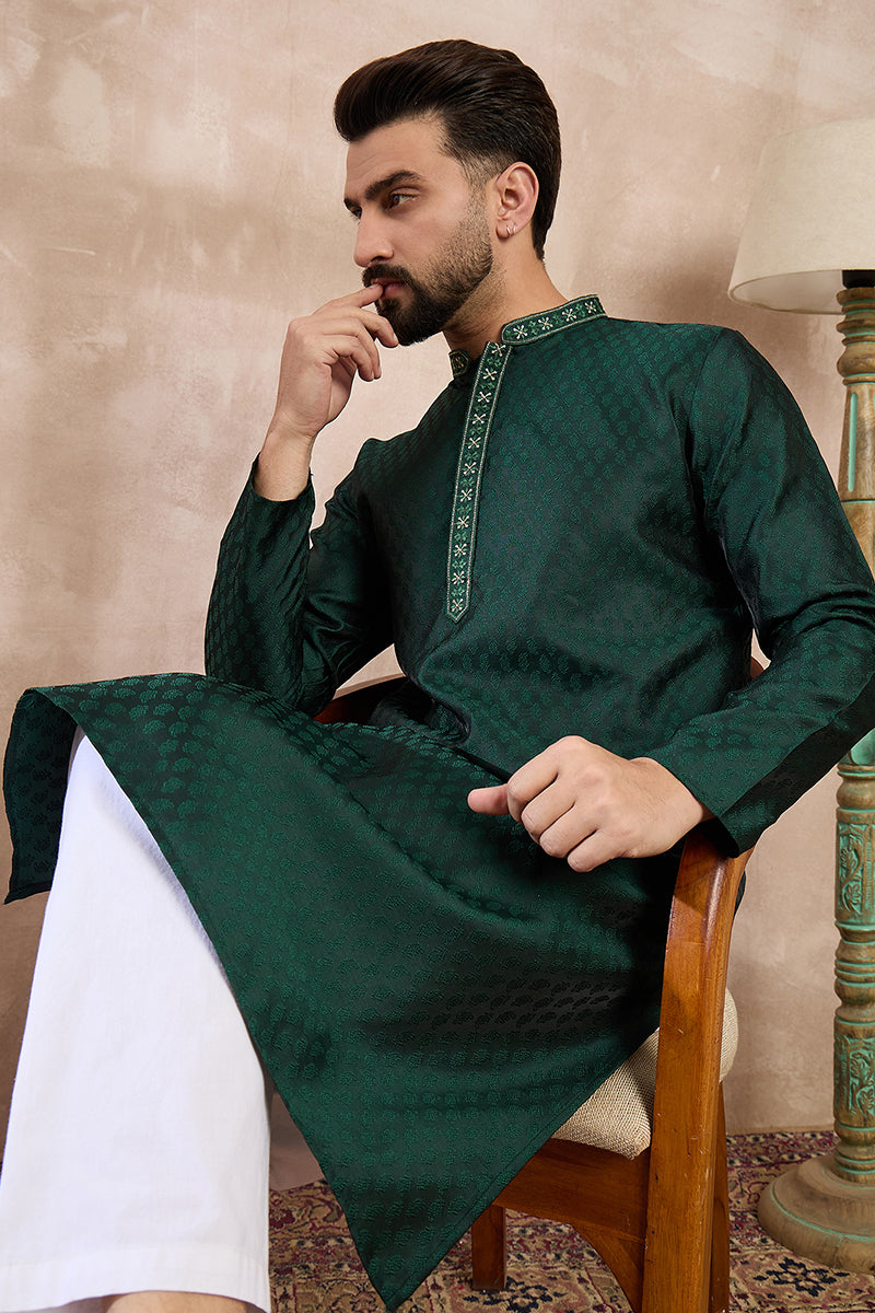 Green Silk Blend Solid Woven Design Straight Kurta With Trouser MKSET1900