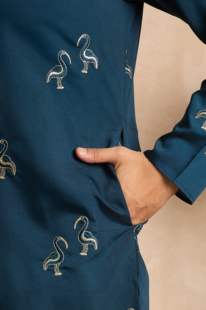 Navy Blue Silk Blend Solid Embroidered Straight Kurta MKU1816
