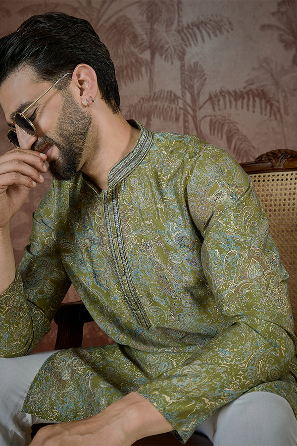 Green Silk Blend Ethnic Motifs Embroidered Kurta MKU2503