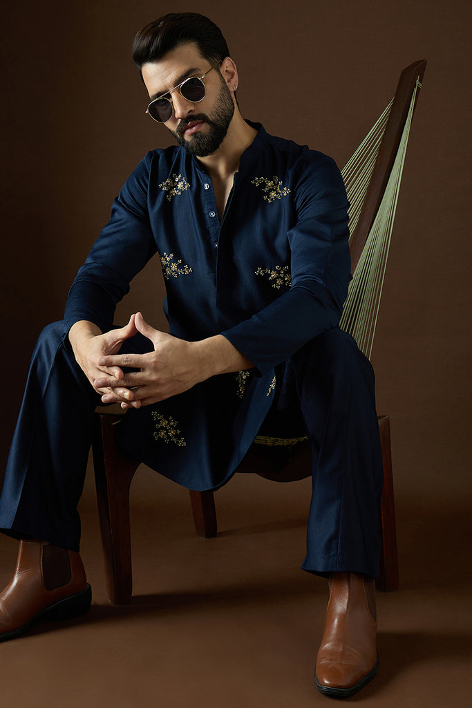 Blue Silk Blend Solid Dyed Kurta With Trouser MKSET2058