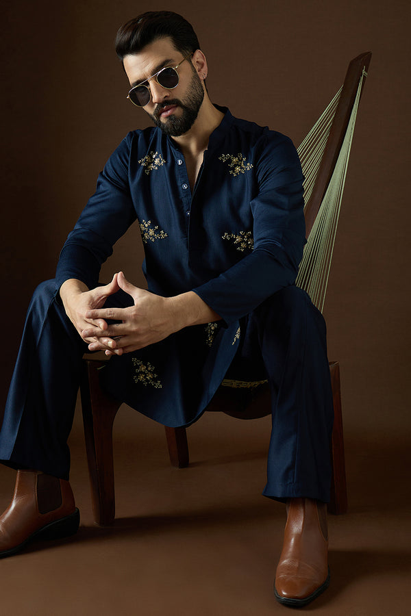 Blue Silk Blend Solid Dyed Kurta With Trouser MKSET2058