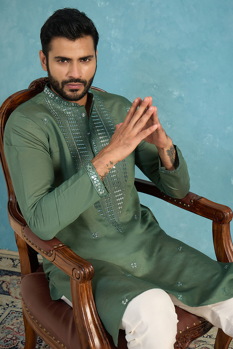 Green Silk Blend Solid Emboidered Sequins Kurta MKU2279