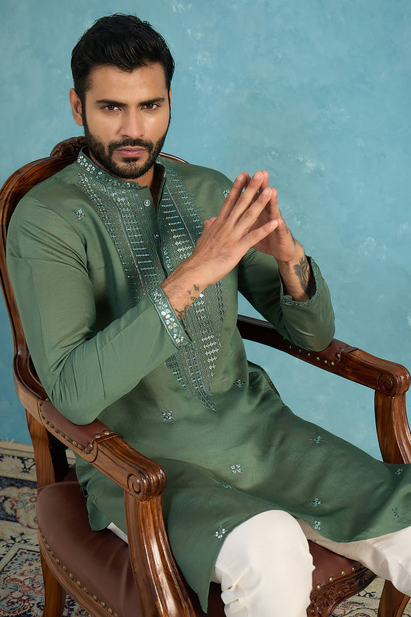 Green Silk Blend Solid Emboidered Sequins Kurta MKU2279
