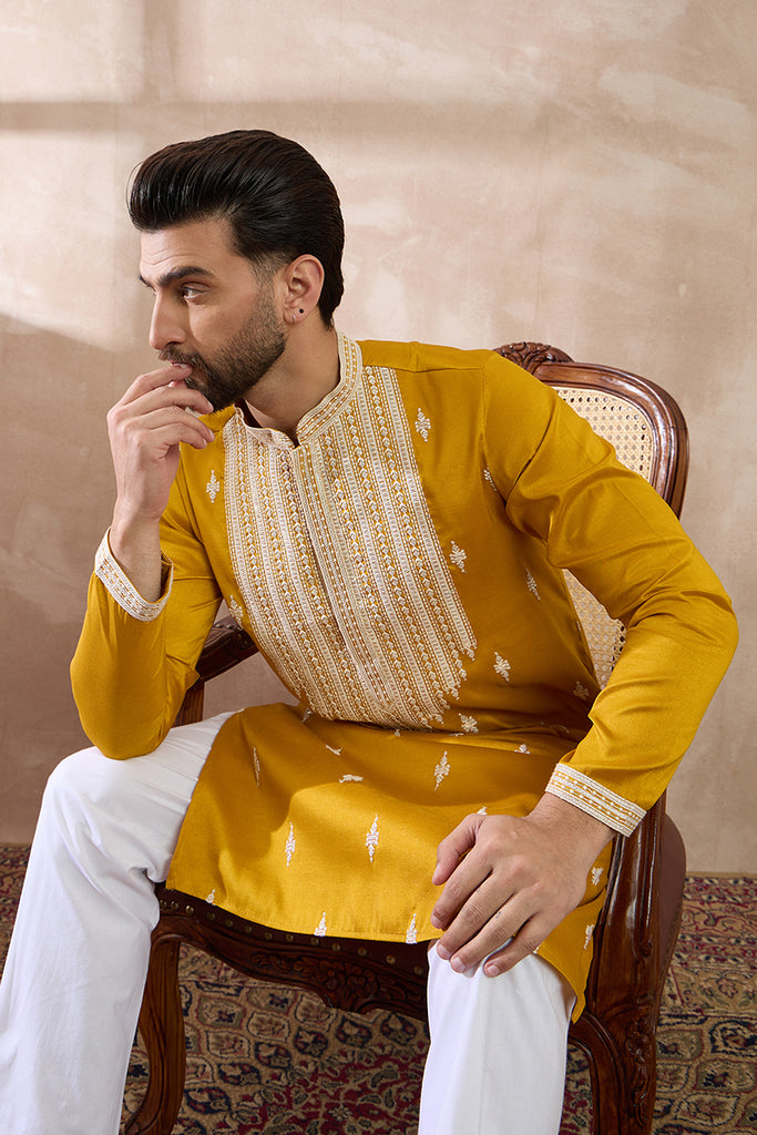 Yellow Silk Blend Embroidered Mandarin Collar Straight Kurta With Trouser MKSET1794