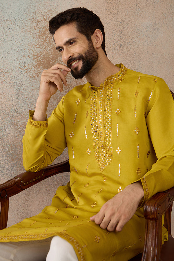 Yellow Silk Blend Solid Embroidered Kurta With Trouser MKSET2415