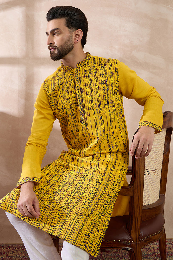 Yellow Silk Blend Embroidered Mandarin Collar Straight Kurta With Trouser MKSET2039