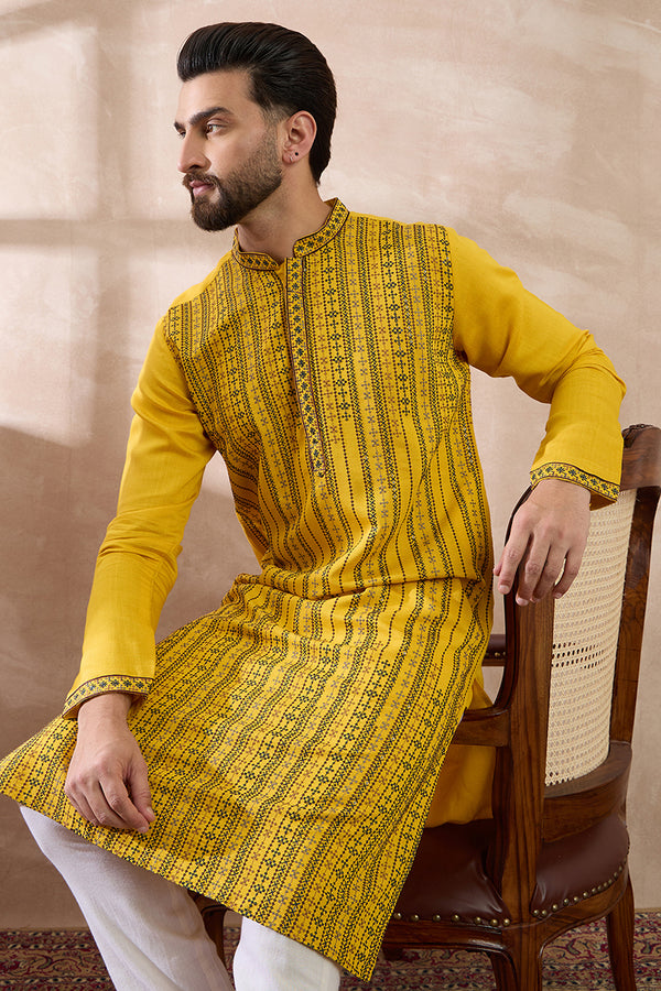 Yellow Silk Blend Embroidered Mandarin Collar Straight Kurta With Trouser MKSET2039