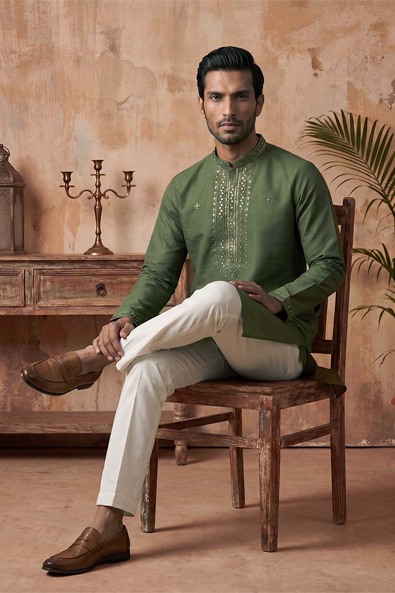 Green Silk Blend Solid Emboidered Sequins Kurta MKU2276