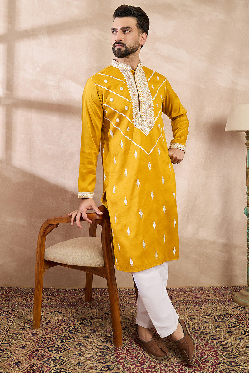 Yellow Silk Blend Ethnic Motifs Embroidered Straight Kurta With Trouser MKSET1790