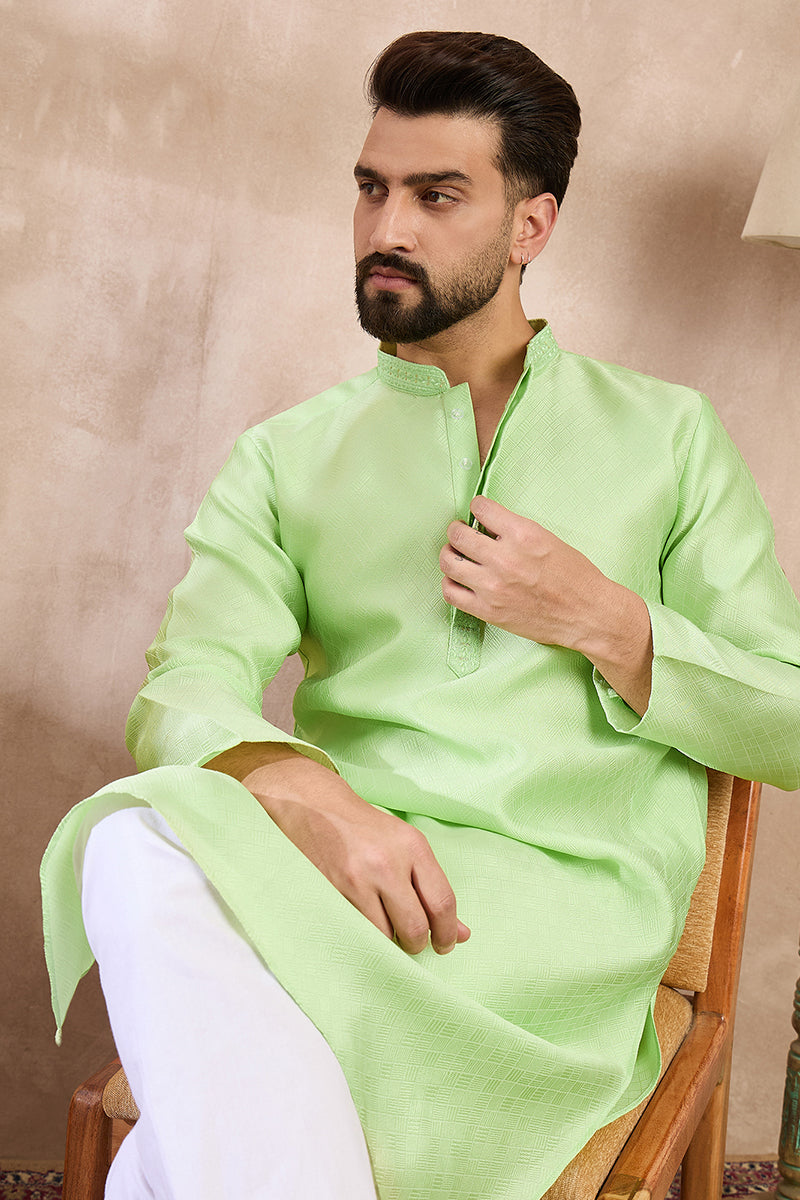 Green Silk Blend Solid Embroidered Straight Kurta With Trouser MKSET1727