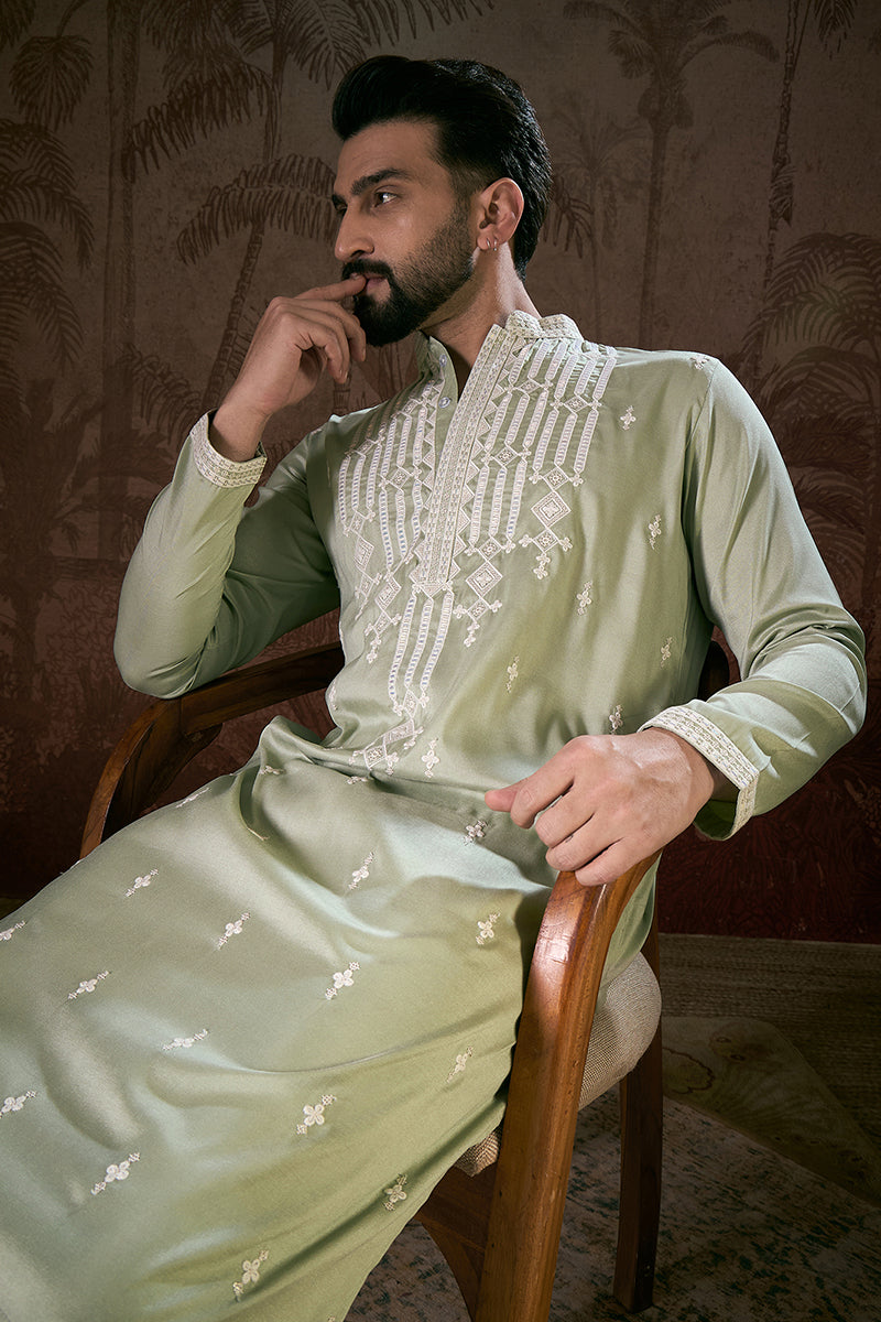 Green Silk Blend Solid Embroidered Straight Kurta MKU1787