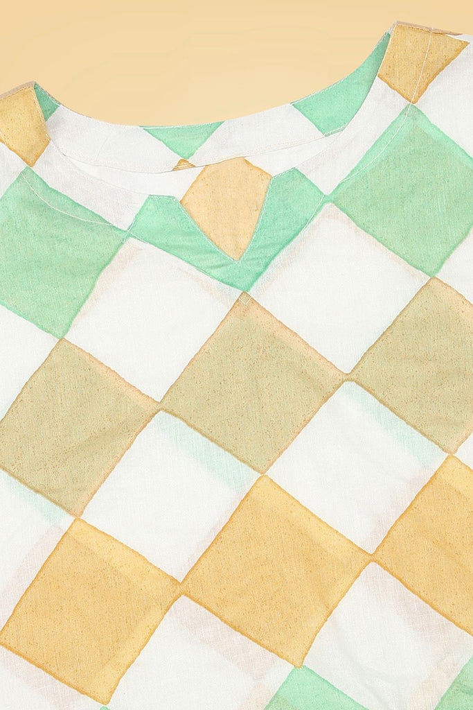 Multi Colour Pure Cotton Geometric Print Night Suit VNWK1026