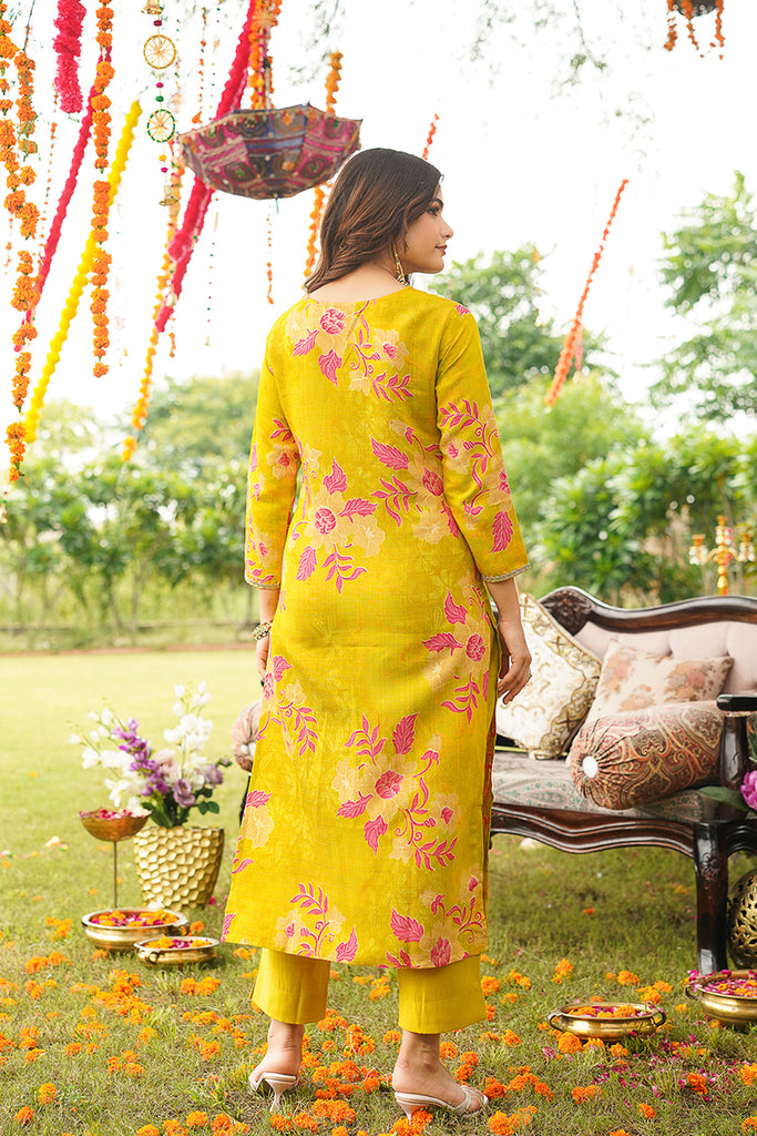 Yellow Rayon Blend Floral Straight Kurta Trousers With Dupatta PKSKD3052