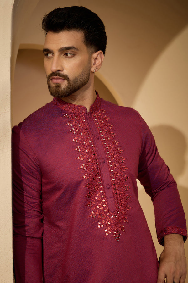 Fuchsia Jacquard Solid Embroidered Mandarin Collar Kurta MKU2720