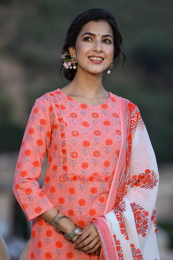 Pink And White Color Cotton Fabric Printed Fancy Kurta