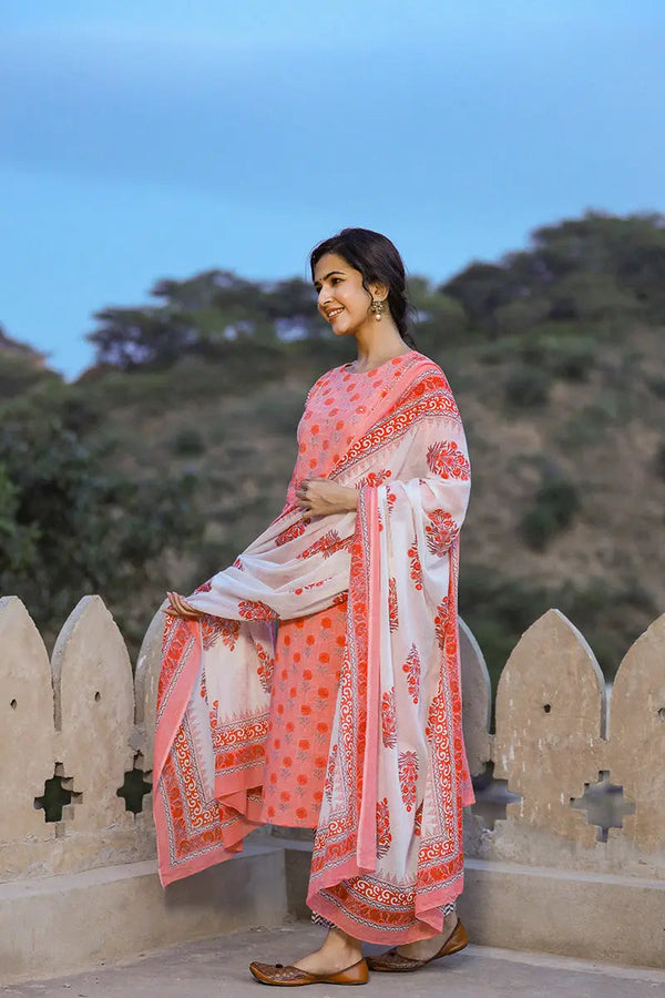 Pink And White Color Cotton Fabric Printed Fancy Kurta