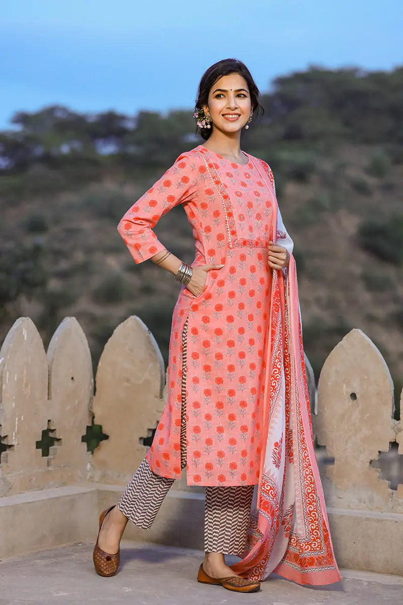 Pink And White Color Cotton Fabric Printed Fancy Kurta