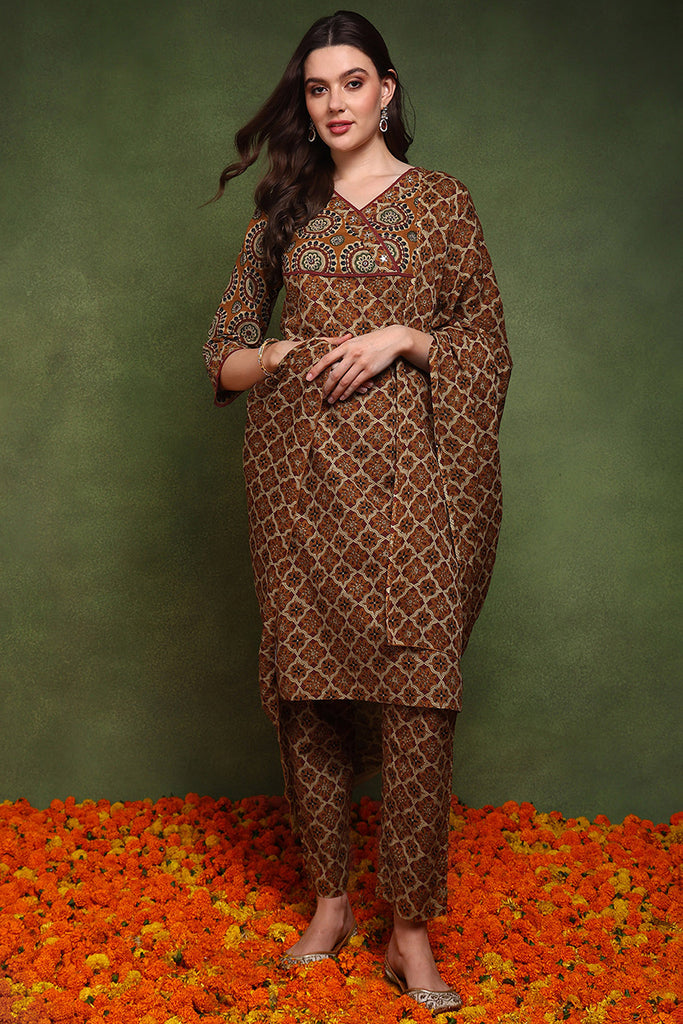 Mustard Pure Cotton Ethnic Motifs Printed Straight Suit Set JPSKD1013YLW