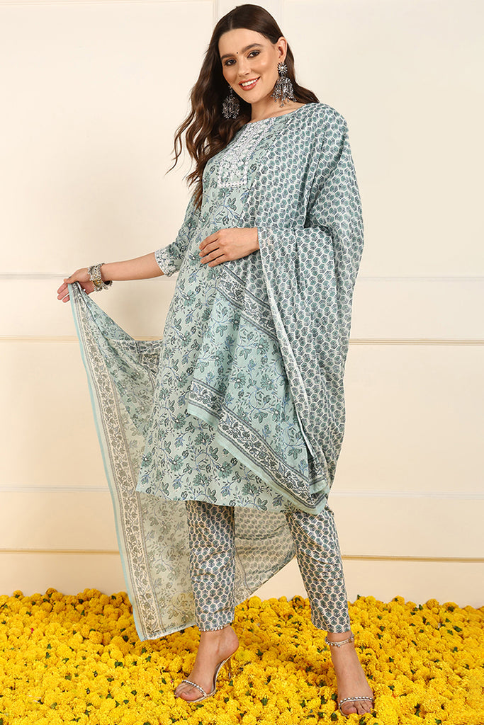 Green Pure Cotton Floral Embroidered Straight Suit Set JPSKD1032GRN