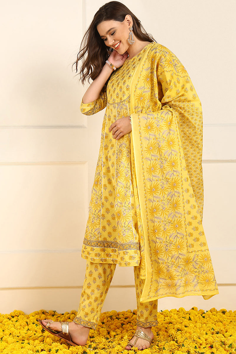 Yellow Pure Cotton Floral Embroidered Anarkali Suit Set JPSKD1051YLW