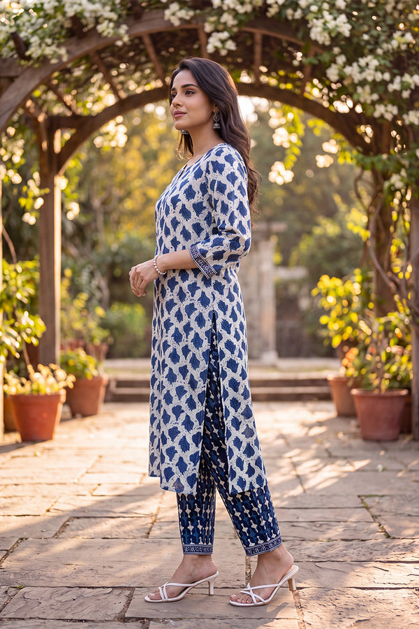 Abstract Printed Kurta with Trouser Set LPKSET1003