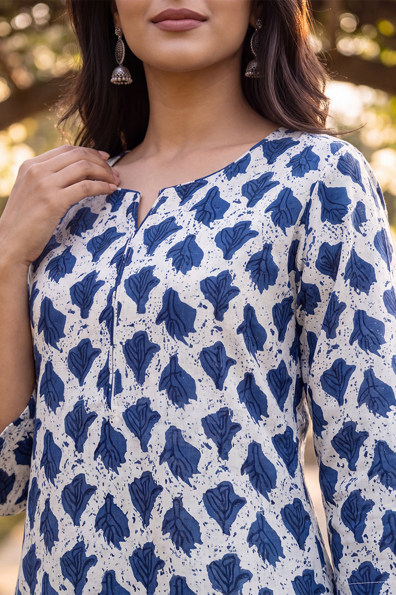 Abstract Printed Kurta with Trouser Set LPKSET1003