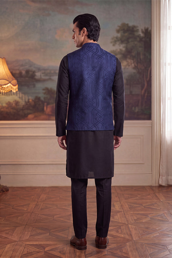 Violet Jacquard Woven Design Mandarin Collar Koti MKOT1045