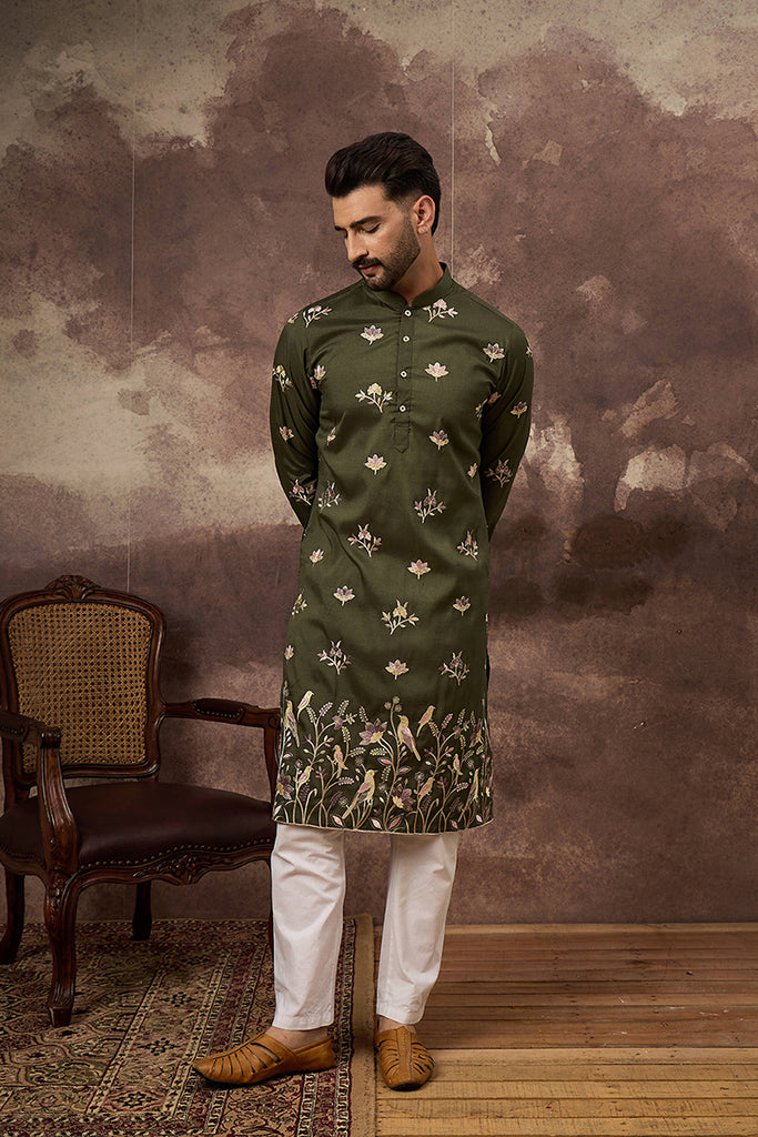 Green Silk Blend Solid Embroidered Straight Kurta and Trouser MKSET1338