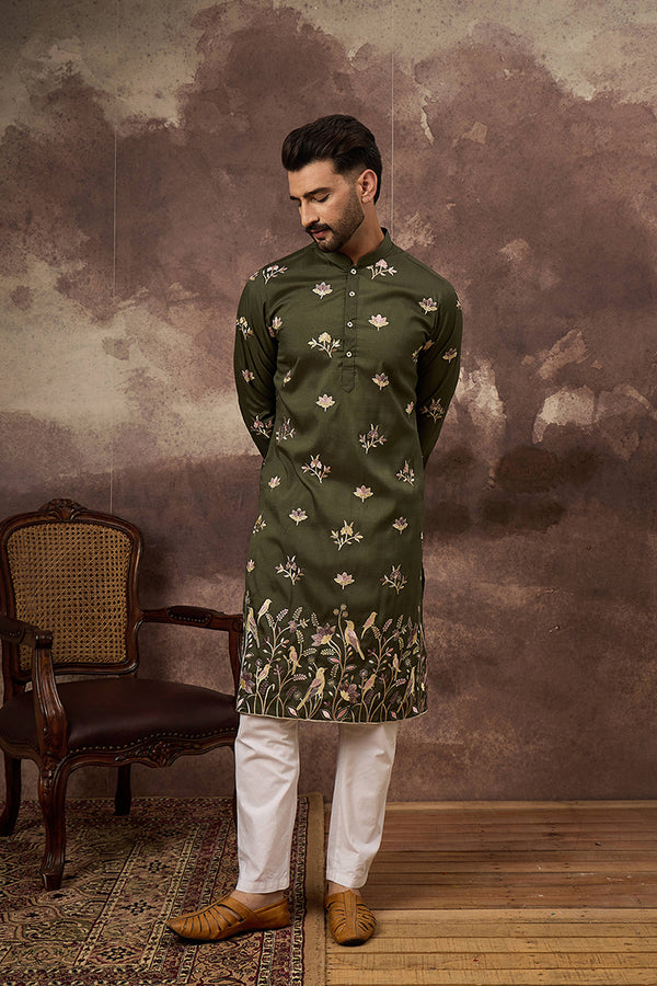 Green Silk Blend Solid Embroidered Straight Kurta and Trouser MKSET1338