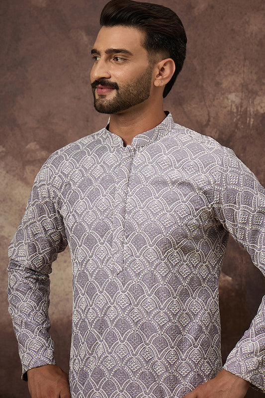 Lavender Viscose Rayon Solid Embroidered Straight Kurta with Trouser MKSET1387