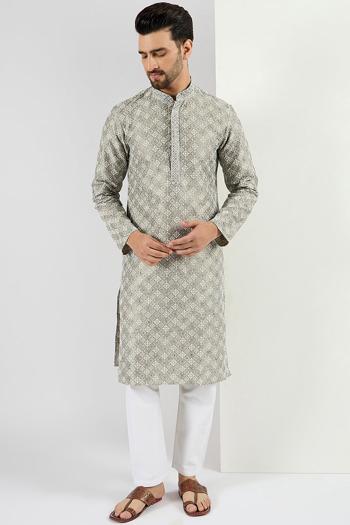 Ethnic Bay Men Green Viscose Rayon Solid Embroidered Chikankari Straight Kurta MKU1090