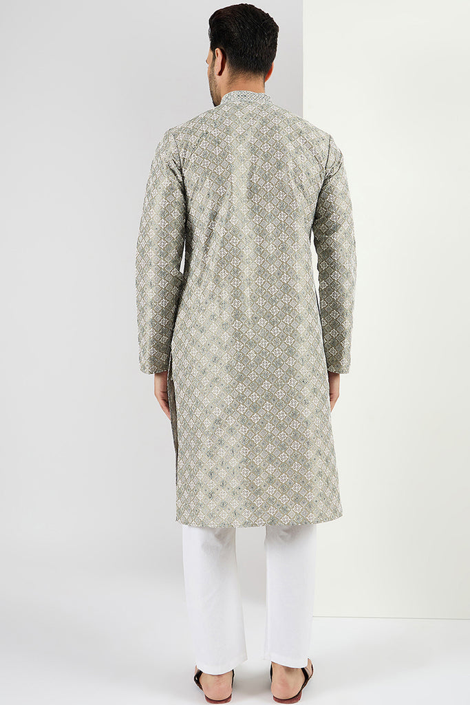 Ethnic Bay Men Green Viscose Rayon Solid Embroidered Chikankari Straight Kurta MKU1090
