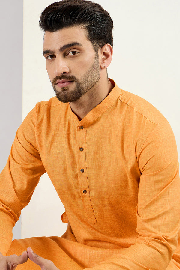 Ethnic Bay Men Yellow Cotton Solid Woven Design Straight Kurta MKU1097