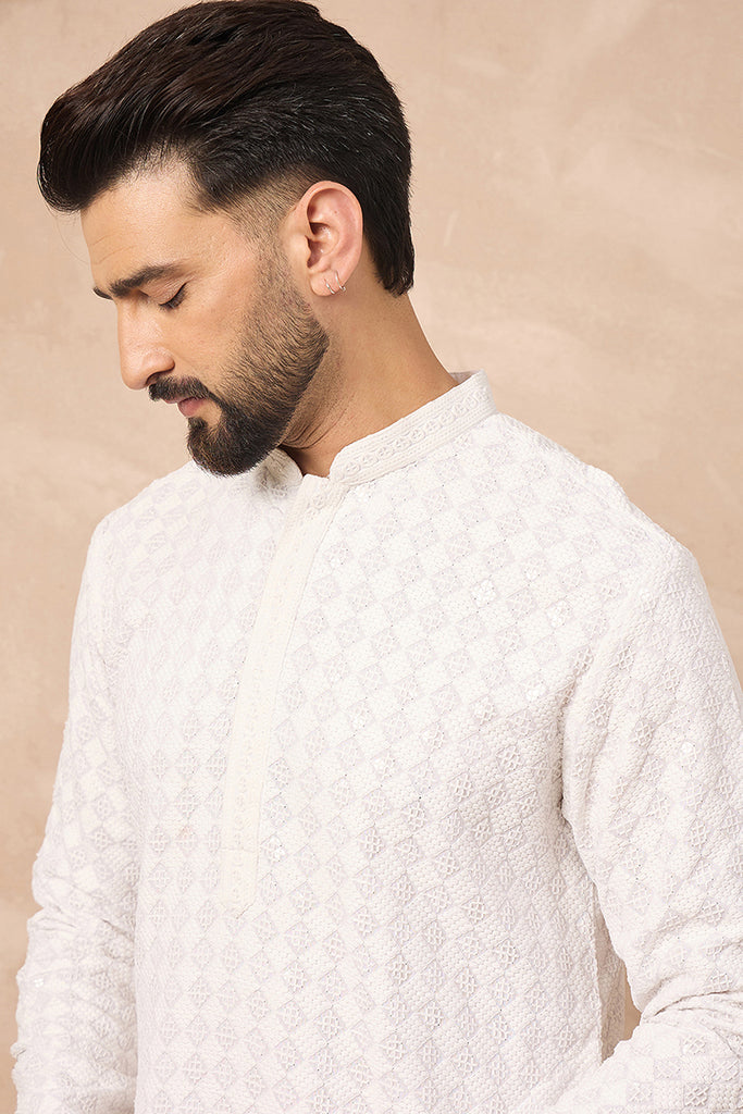 White Viscose Rayon Solid Embroidered Straight Kurta MKU1140