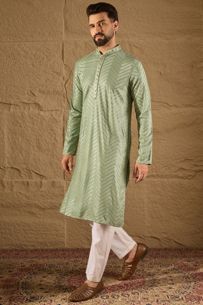 Green Viscose Rayon Solid Embroidered Straight Kurta MKU1203