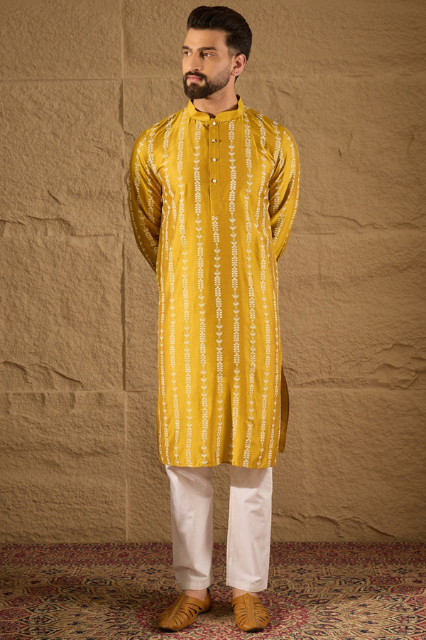 Yellow Viscose Rayon Ethnic Motifs Printed Straight Kurta MKU1282