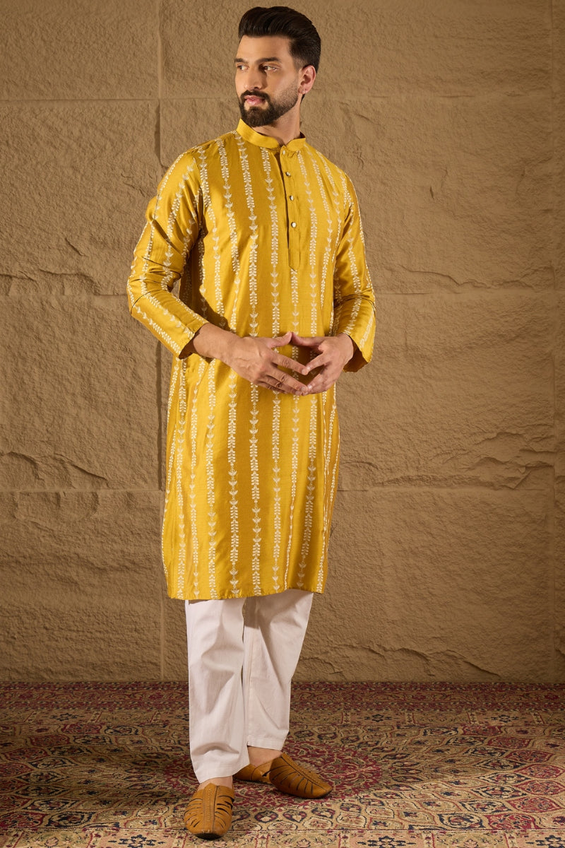 Yellow Viscose Rayon Ethnic Motifs Printed Straight Kurta MKU1282