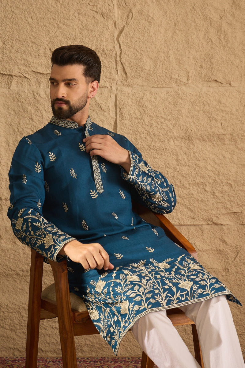 Blue Vertican Solid Embroidered Straight Kurta MKU1315