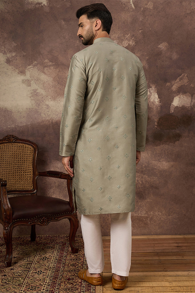 Green Silk Solid Embroidered Straight Kurta MKU1367