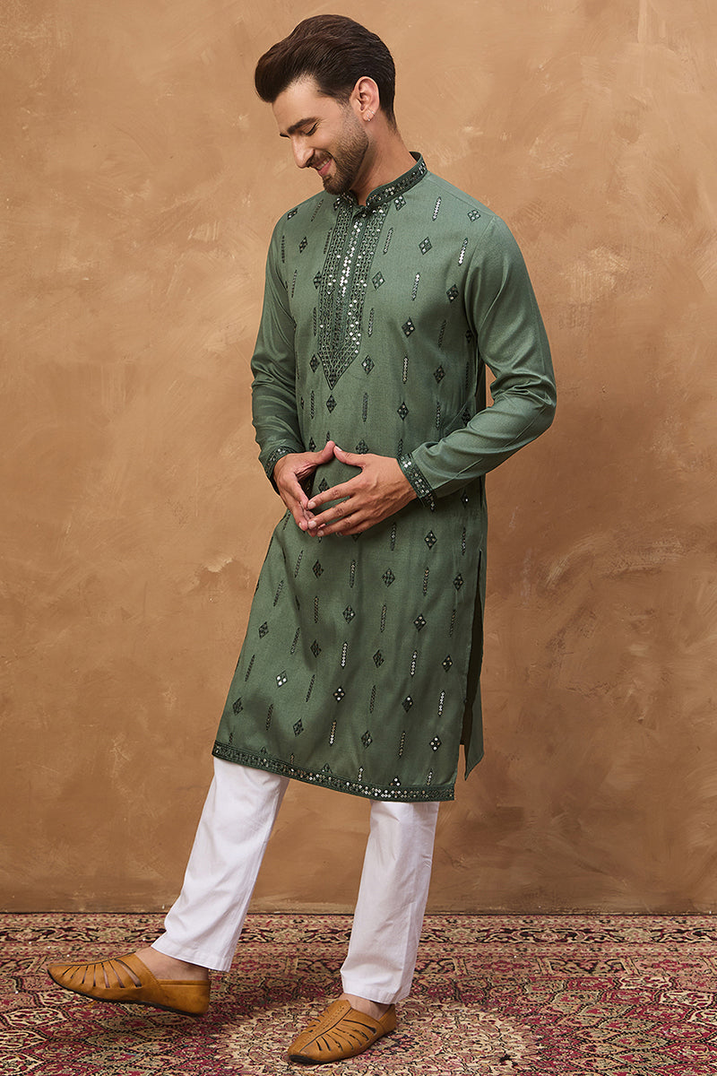 Green Silk Blend Solid Embroidered Straight Kurta With Pant Set MKSET1439
