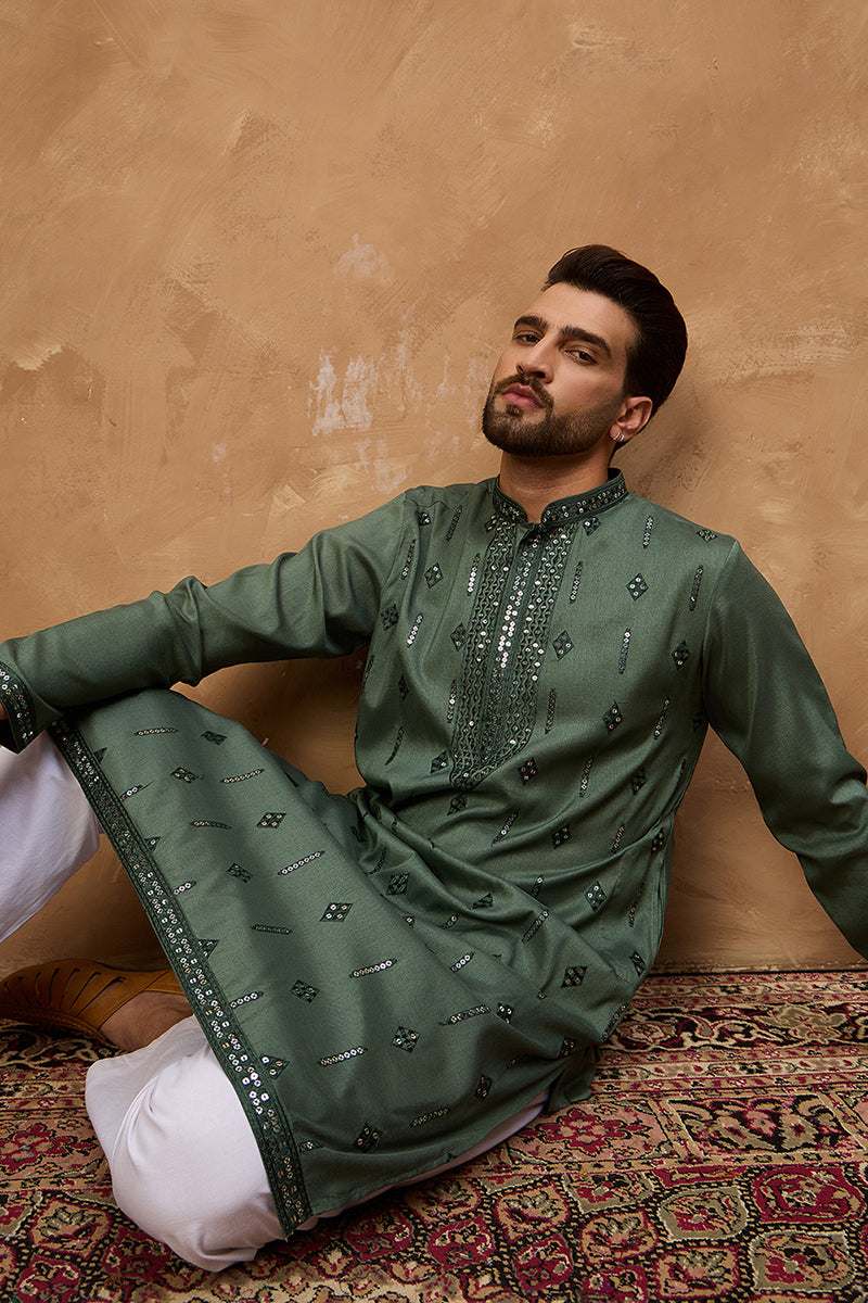Green Silk Blend Solid Embroidered Straight Kurta MKU1439