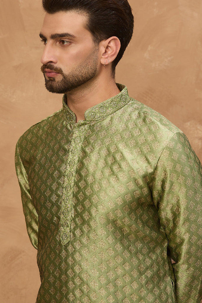 Green Silk Blend Solid Woven Design Straight Kurta With Pant Set MKSET1456