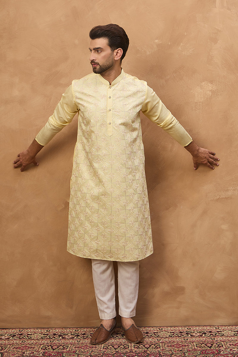 Yellow Silk Blend Solid Embroidered Straight Kurta MKU1467