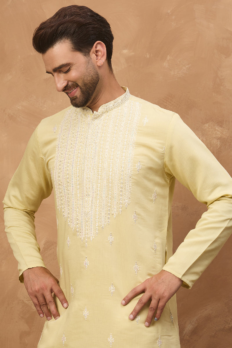 Yellow Silk Blend Solid Embroidered Straight Kurta With Pant Set MKSET1509