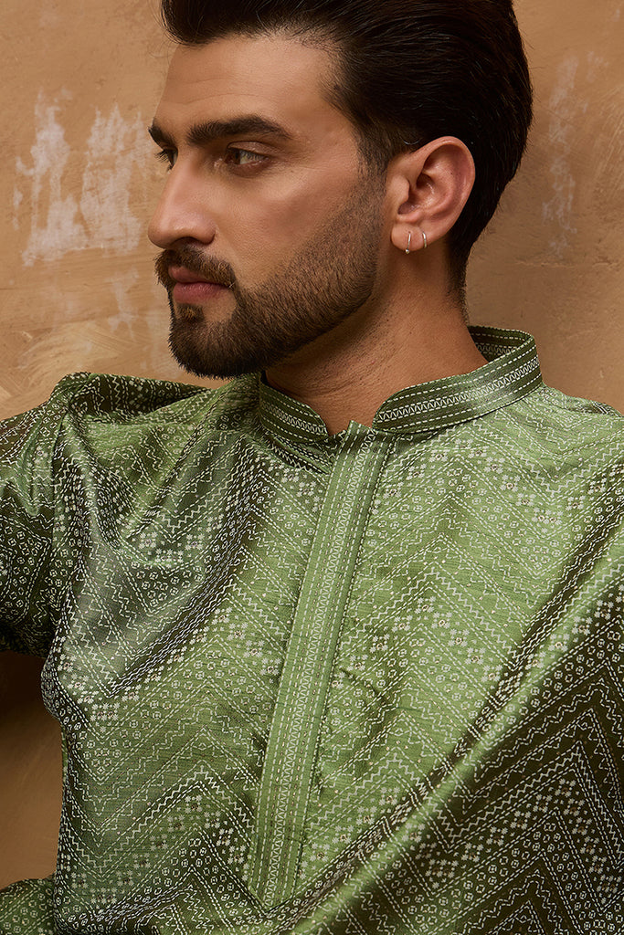 Green Silk Blend Geometric Printed Straight Kurta With Pant Set MKSET1522