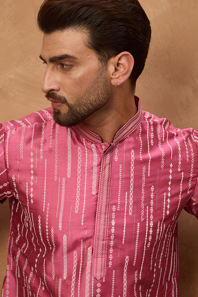 Pink Silk Blend Geometric Printed Straight Kurta MKU1533