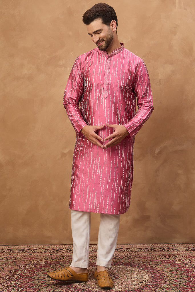 Pink Silk Blend Geometric Printed Straight Kurta With Pant Set MKSET1533